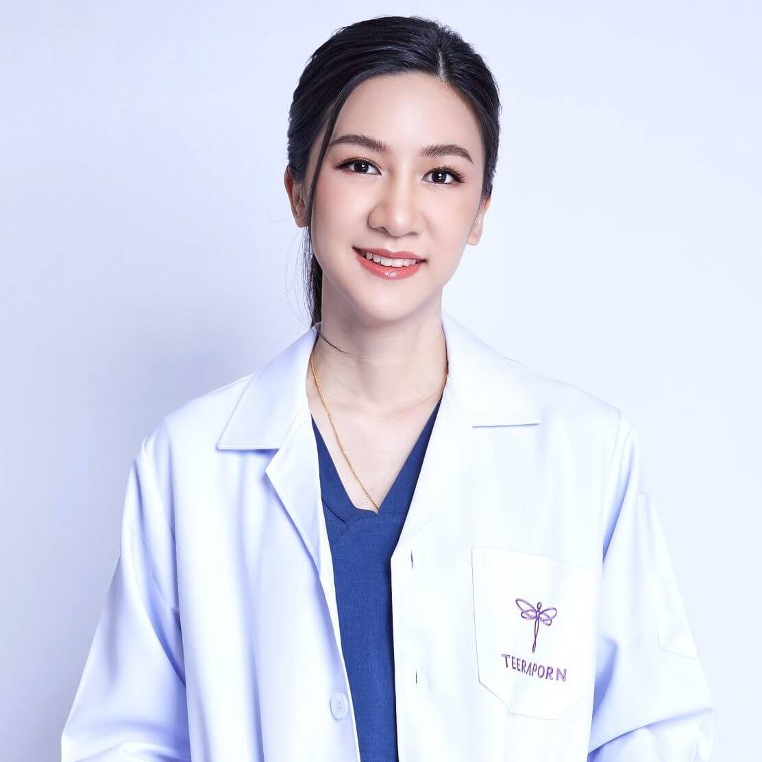 หมอบัว ธีรพร